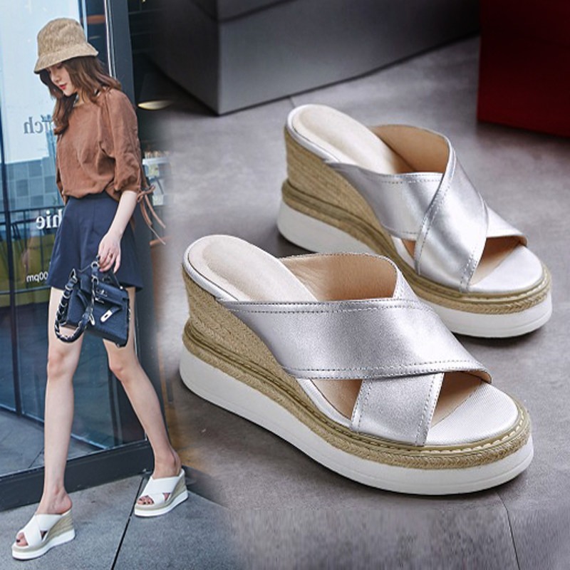 2022 summer straw woven thick-soled muffin sandals women's outer wear leather open-toe wedge-heeled slippers silver high-heeled shoes