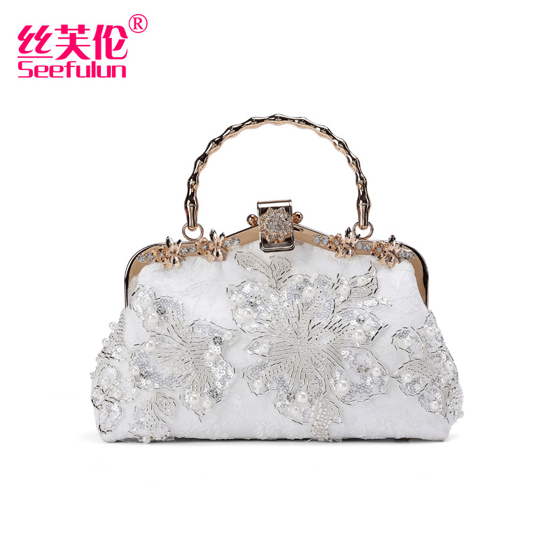 红色苹果镶满钻晚宴包：奢华与时尚的完美碰撞，2025新款引爆潮流！