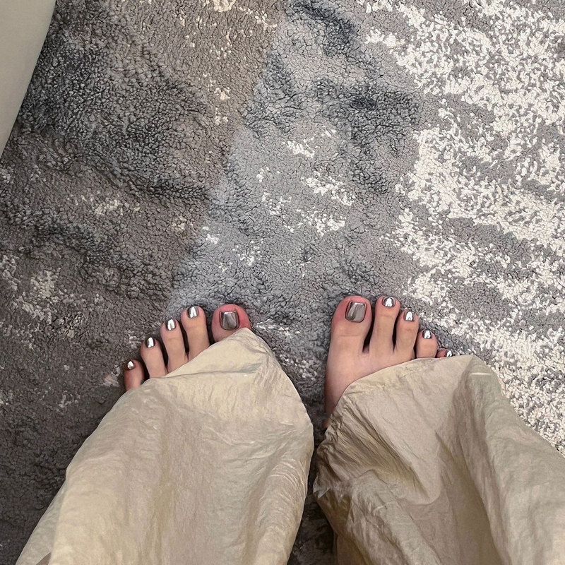 Handmade Metallic Silver Magic Mirror Powder Toenail Stickers, Sexy and Brightening Nail Patches, Waterproof and High-End