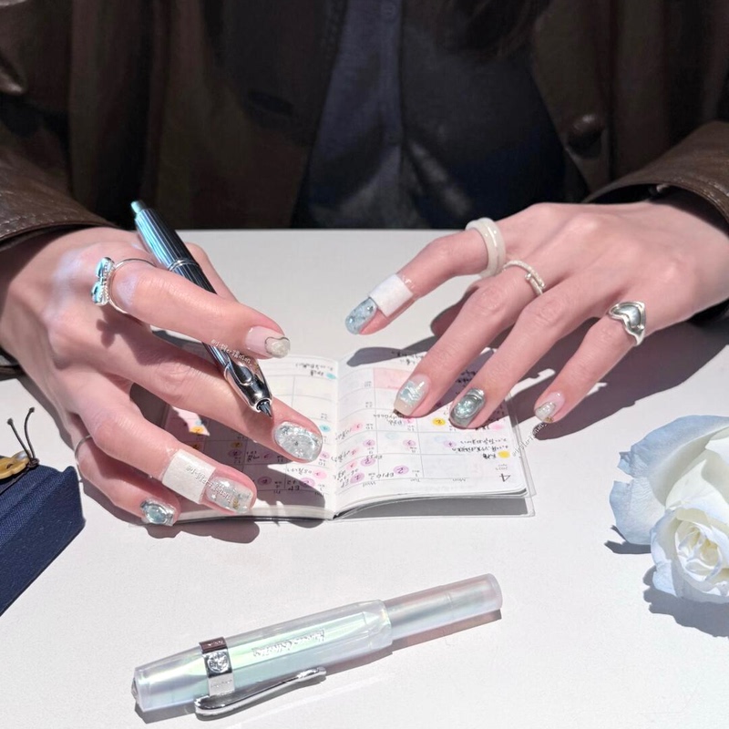 Handmade Wearable Nails, Cool Mint Manicure, Summer Dazzling Cat's Eye Opal Star Nails, New Style, Whitening and High-End Feel
