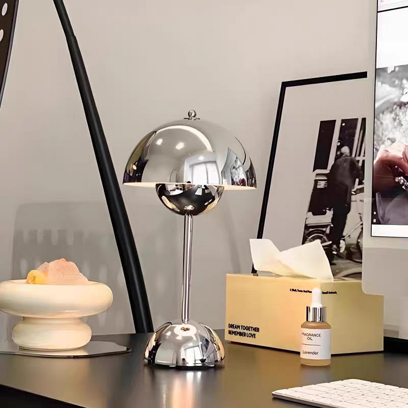 Cross-Border Led Mushroom Lamp Electroplated Flower Bud Table Lamp Rechargeable Touch Nordic Home Bedroom Study Decorative Table Lamp