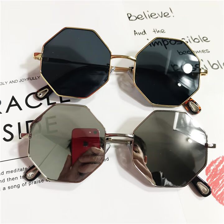 2018 vụ nổ mới đơn giản kính râm trẻ em hình lục giác retro nam và nữ kính râm UV kính râm nam