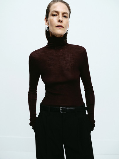 [Same Style as Dong Jie] Edition Elite Wardrobe Series Turtleneck Cloud Wool Sweater Ebd4Swt014