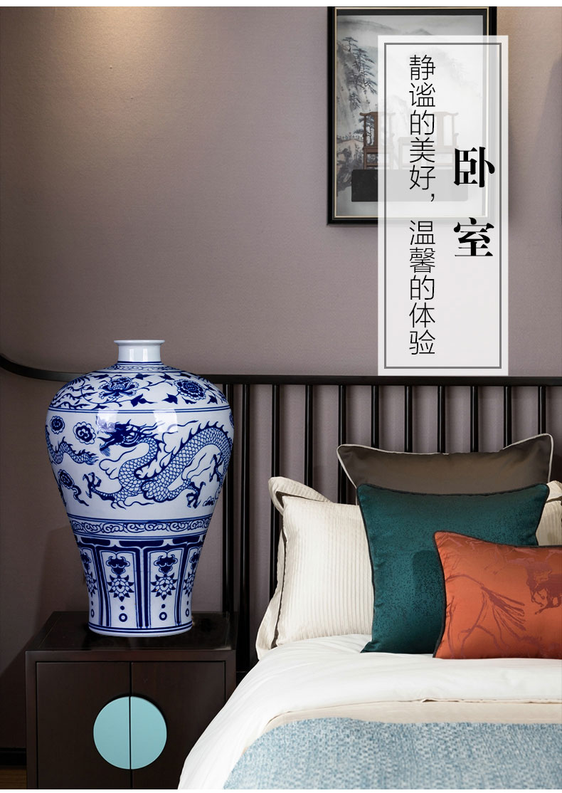 Jingdezhen ceramics creative archaize of blue and white porcelain vase sitting room of Chinese style household study flower adornment furnishing articles