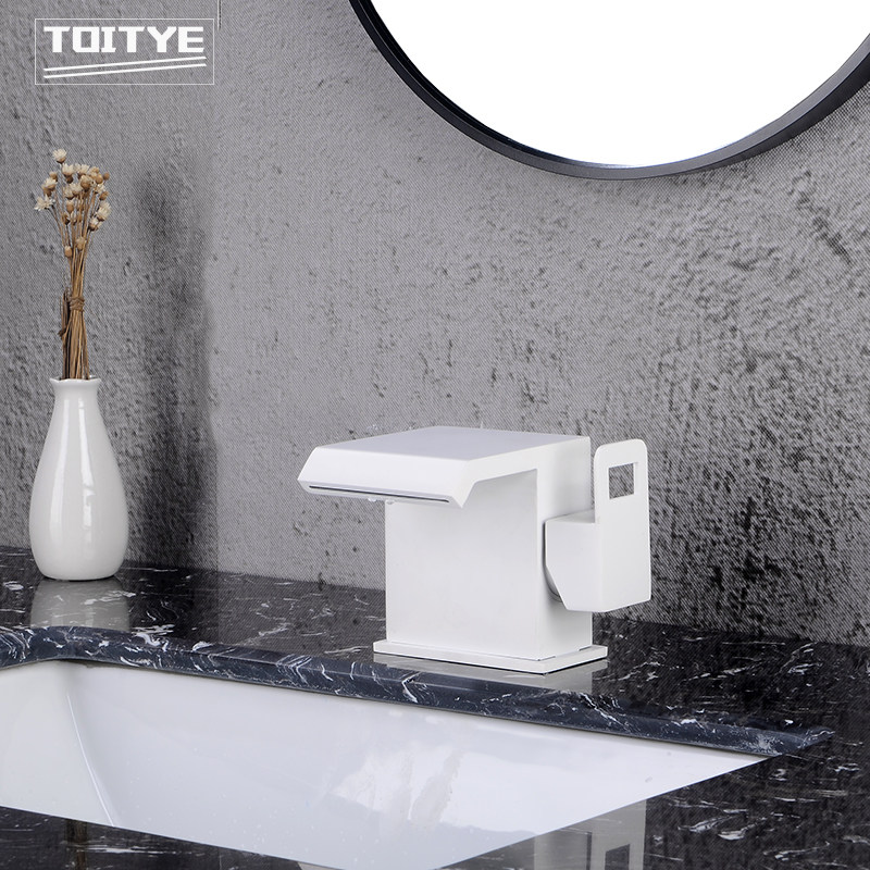 Japan East Japanese style white bathroom cabinet washbasin hot and cold water faucet creative waterfall basin faucet