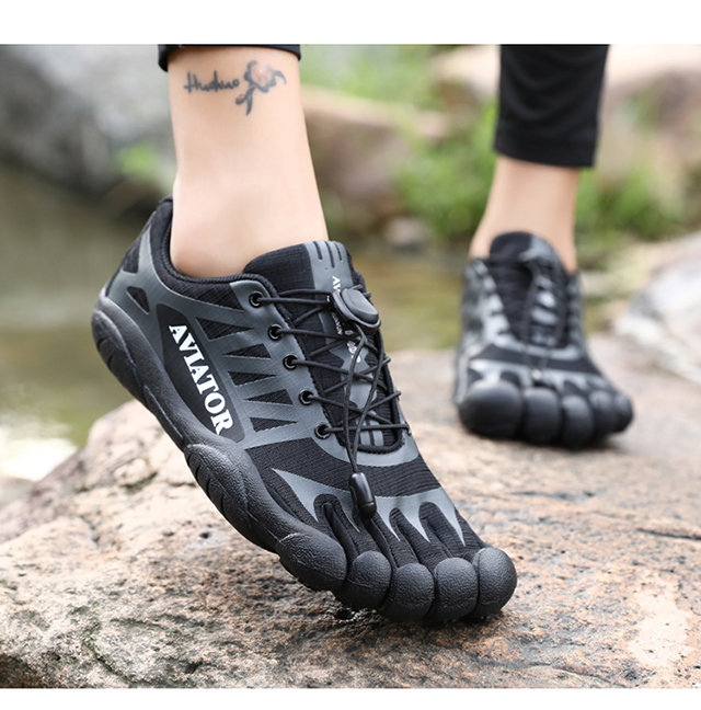 The new Aviator Aviator five-finger shoes couples casual breathable non-slip wear-resistant ultra-light four seasons men and women