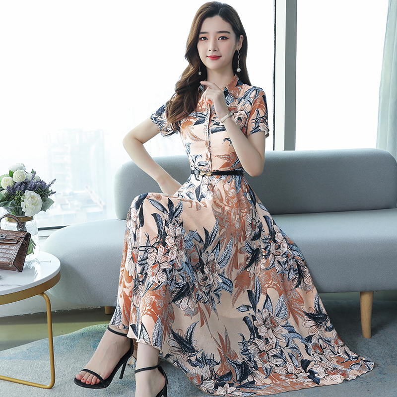 Mom High-end Snow Spinning Ocean Dress Spring Summer 2022 New 30 1 40 Year Old Woman Noble Long Version Temperament Foreign Pie