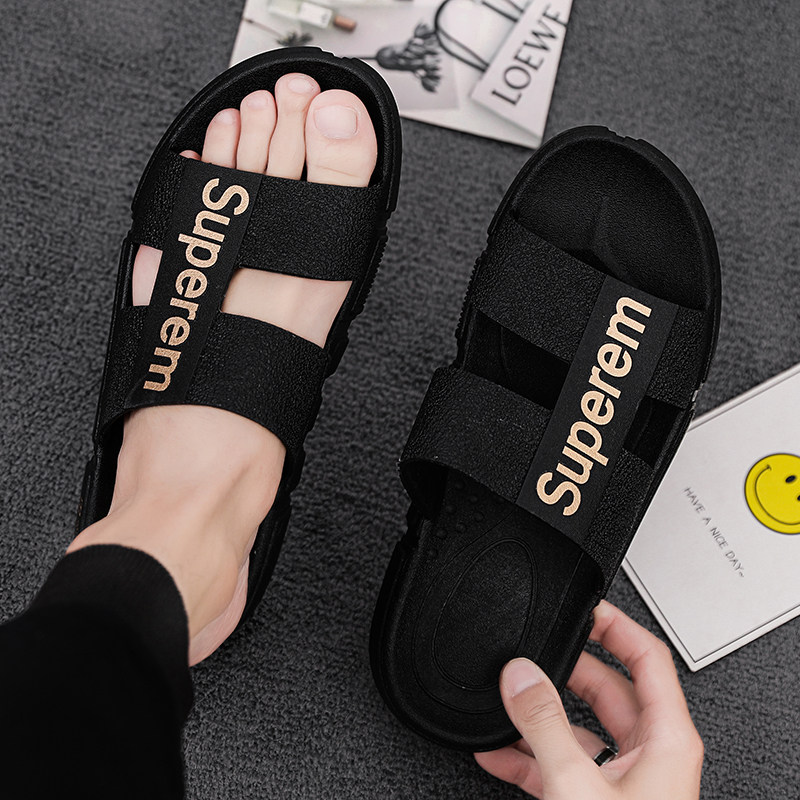 Summer slippers Men's Han version Men's cool slippers Ins outside wearing sand anti-slip tide for casual outdoor sandals
