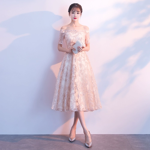 Вечернее платье, открытые плечи, коллекция 2021, длина миди