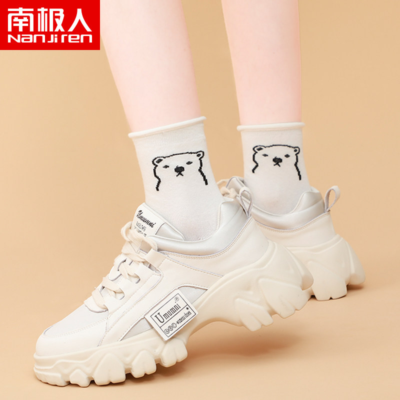 Socks Woman Midbarrel Spring Autumn Summer Pure Cotton Curbside Cute Cartoon White Day Tying the red thin section of the short socks
