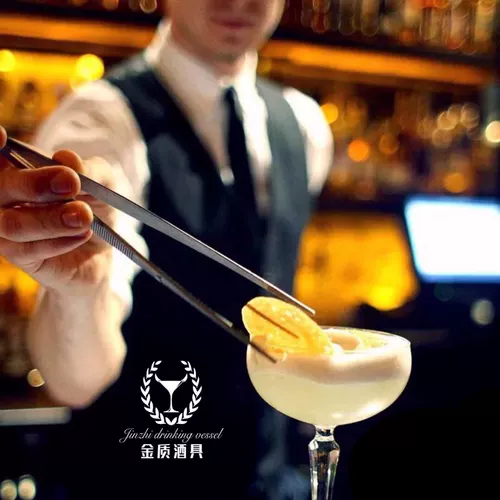 Посылка из золотого вина, блюда из нержавеющей стали, пинцет, плоскогубцы, листья мяты, ледяные зажимы, инструменты для украшения коктейлей