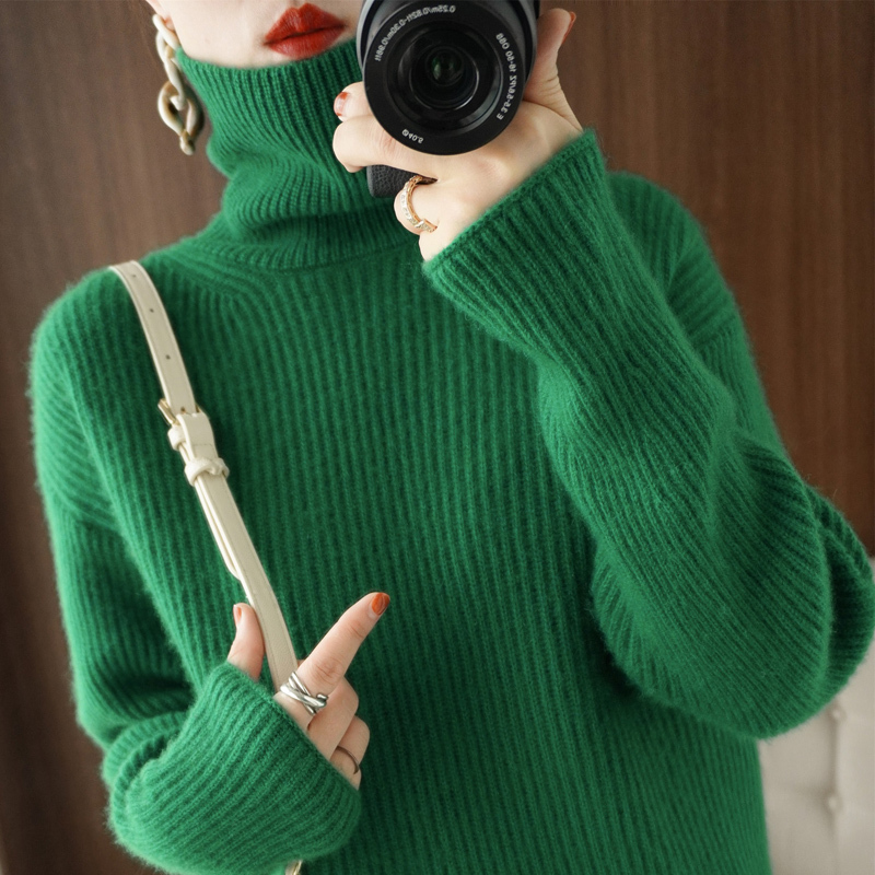 European High-End 100% Pure Wool Sweater for Women, Green Turtleneck, Loose Fit, Thickened for Autumn and Winter, Base Layer Cashmere Sweater