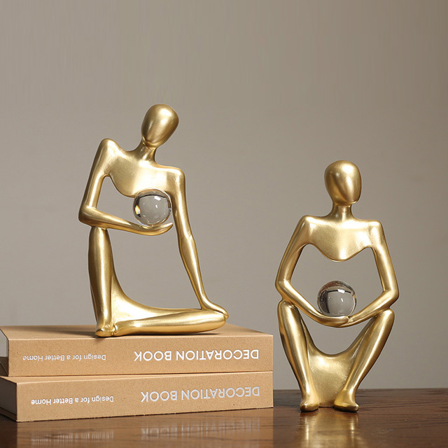 Nordic light luxury crystal ball thinker figure sculpture decoration living room home decoration simple creative wine cabinet decoration