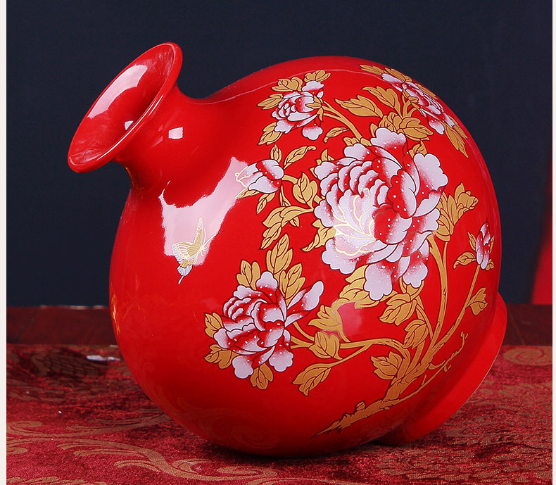 In landscape water garden of jingdezhen ceramics China red peony pomegranate vase household adornment new home furnishing articles