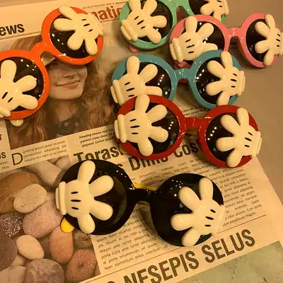 ins small flower candy color wild children's sunglasses Cute female treasure photo sunglasses