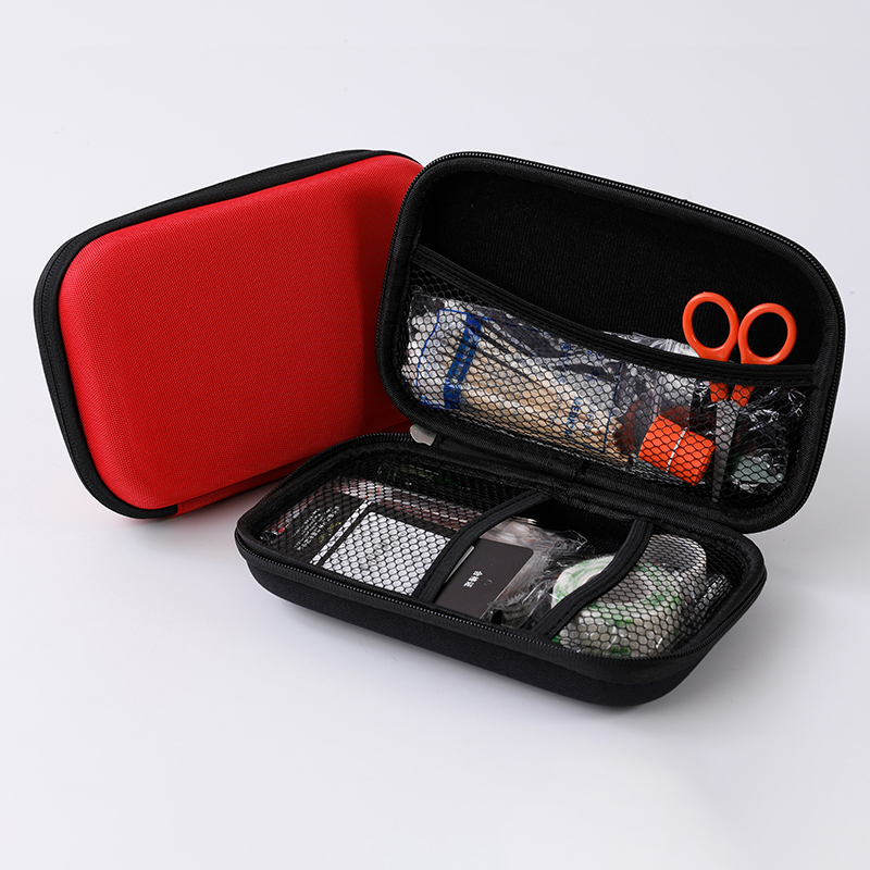 Vehicle first aid kit Full set of outdoor tactical escape kit Disaster prevention Outdoor portable vehicle safety fire protection package Earthquake package