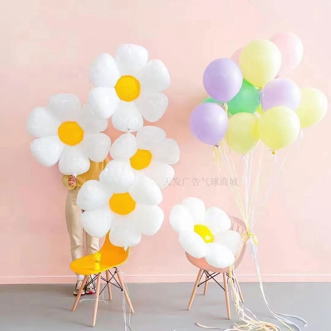 New Ins Wind Chicken Egg White Flowers White Chicks Flowers Party Decorum Ambience Balloons