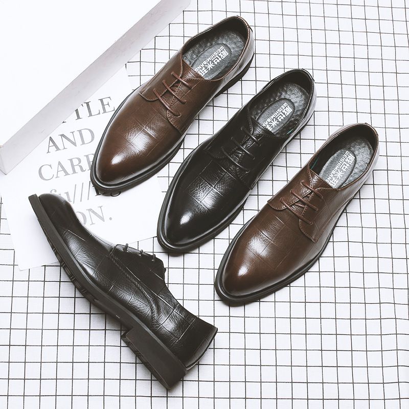 Men Casual Leather Shoes Male Soft Face Lacing Korean Version Pointed Tide Shoes Youth Authentic business Inron heightening men's shoes