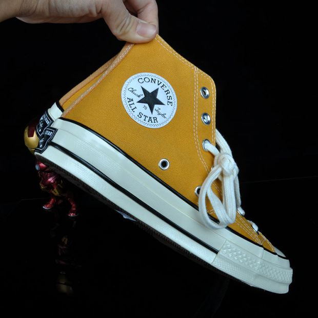 Converse 1970s Giày màu đen cổ điển tiêu chuẩn trắng / vàng cao cho nam và nữ 162050/162054 giày converse trắng