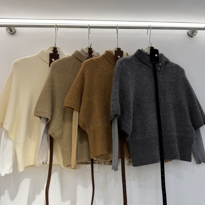 2026 Autumn/Winter New Korean Style Stand Collar Cape Shawl Knitted Women's Loose and Stylish Two-Piece Sweater Set