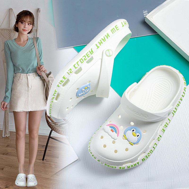 2021 New Dongle Shoes Women Ins Surge Summer Soft-bottom 100 Hitch Anti-Slip Nurse Fashion Cool Slippers Shoes Outwear Beach Shoes