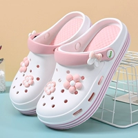 Летние комфортные тапочки в стиле Crocs на платформе, нескользящие модные пляжные мюли, коллекция 2025 года, закрытый носок, подходят для носки на улице, популярно в интернете