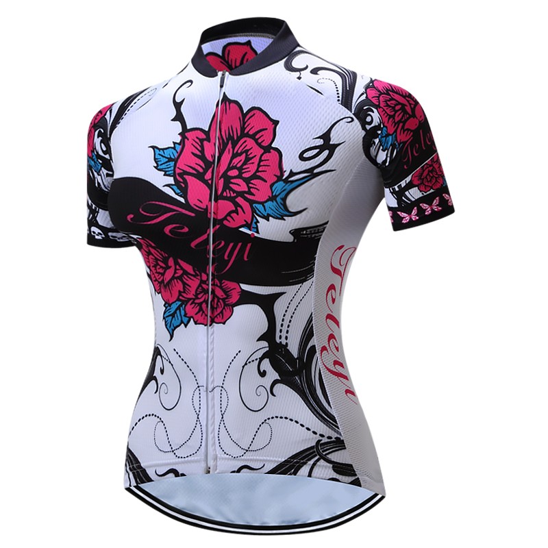 2017 summer new cycling women's short tops are on sale. Slim version ultra-thin models. Come to consult and customize