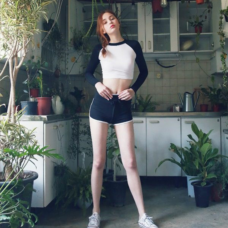 Teen Swimsuit Women's Conservative Split Pure Desire Water Park Long Sleeve Sunscreen Sports Wind Flat Corner Surf