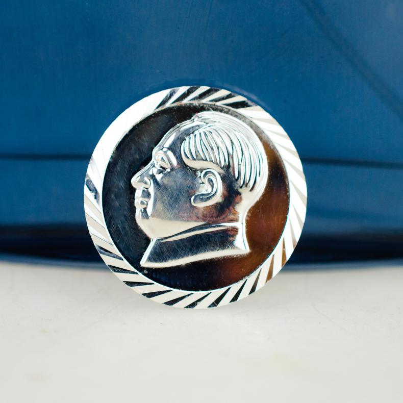 Chairman Mao sterling silver brooch Mao Zedong head foot silver medallion badge Fashion jewelry Medallion Men's and women's accessories