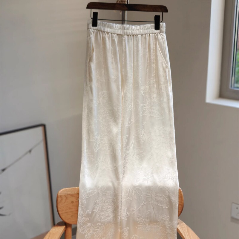 New Chinese-Style Satin Rayon Straight-Leg Pants for Women, Summer Thin Narrow Version, Loose Fit, Versatile, National Style Jacquard, Plus-Size Long Pants New Chinese-Style Satin Rayon Straight-Leg Pants for Women, Summer Thin Narrow Version, Loose Fit, Versatile, National Style Jacquard, Plus-Size Long Pants