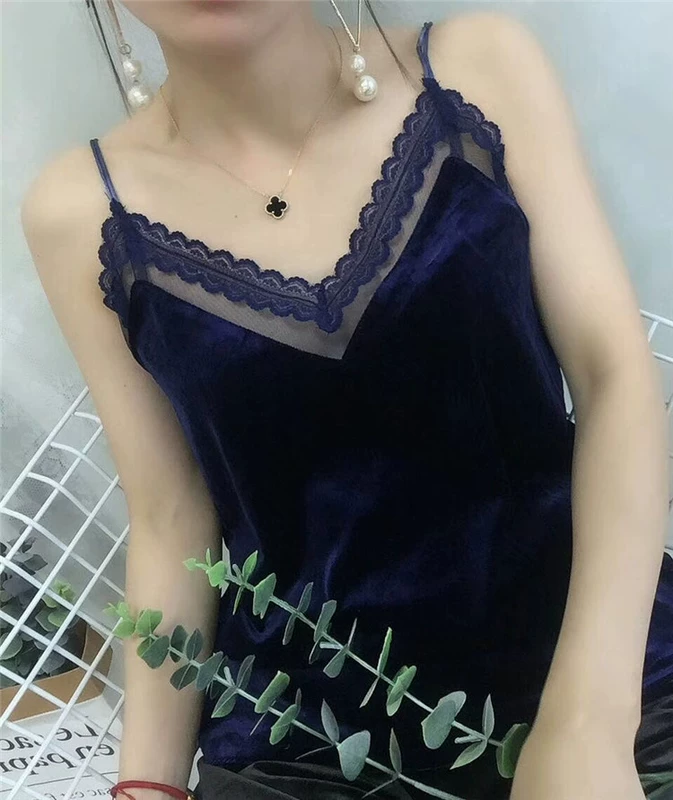 Thời trang mùa thu ren ren cổ chữ V nhung bên trong áo yếm nữ bên ngoài áo sơ mi rộng đáy áo màu đen