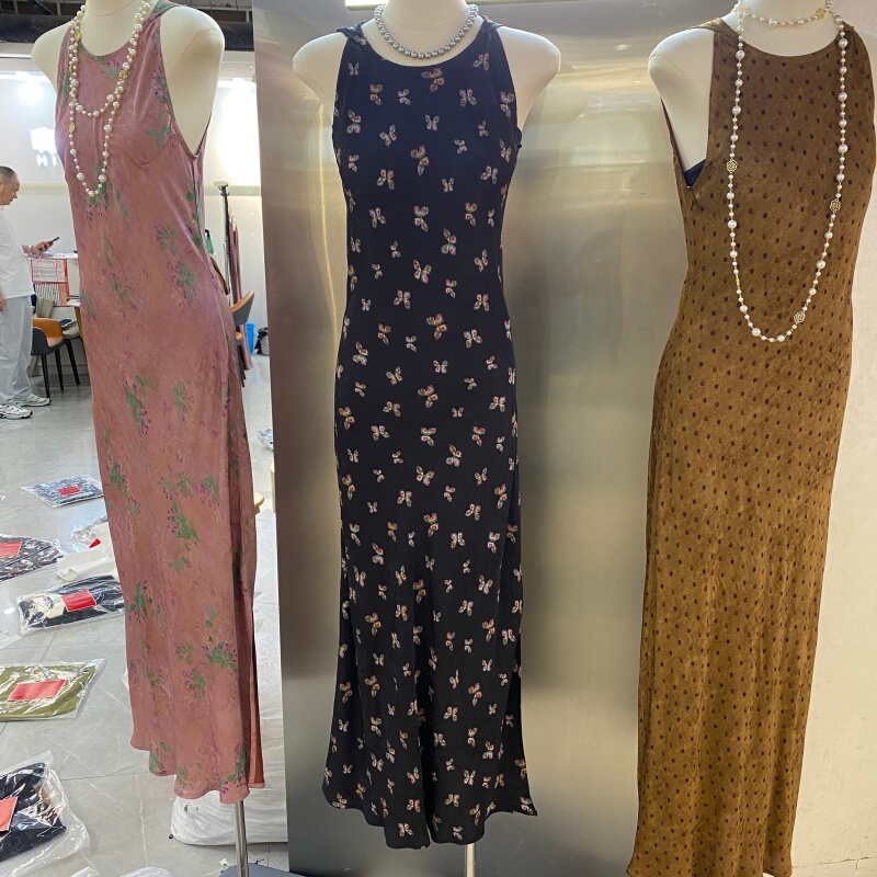 100% Silk Cloud Yarn New Chinese Style Slim Fit Sleeveless Dress for Women, Fashionable and Elegant Printed Tank Top Long Dress