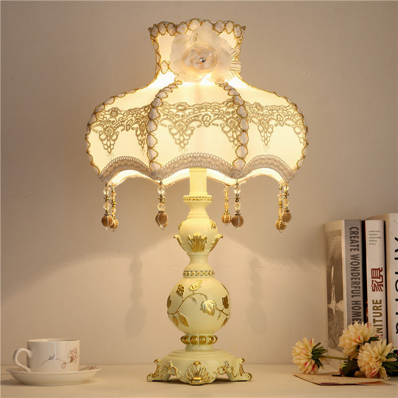 Table Light Bed Head Lamp Eu Style Romantic Cozy Wedding Creative Wedding House Ins Teenage Girl Warm Light Bedroom Decorative Table Lamp