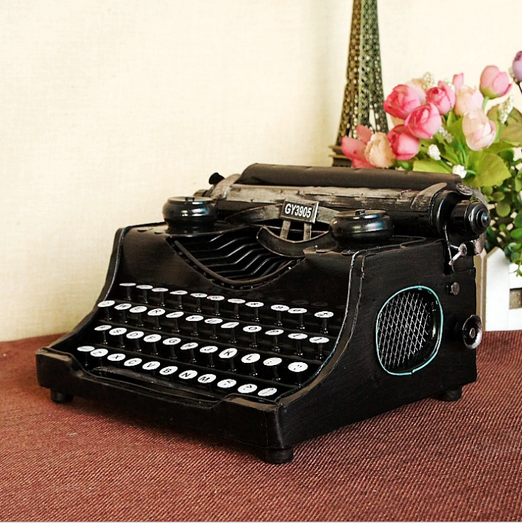 Retro - old typewriter English Non - Chinese furnished prop model handmade bar decoration 8346