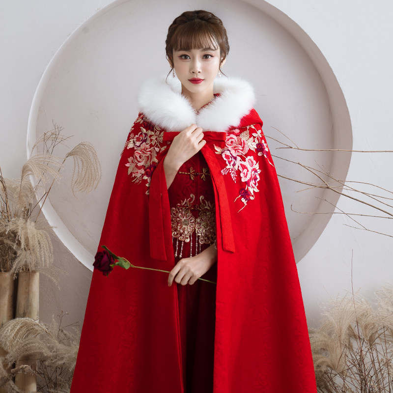 Bride Shawl Winter Wedding Gown Outside of the Wedding Dress Style Wedding Dress Show and Thickened Red Coat Woman