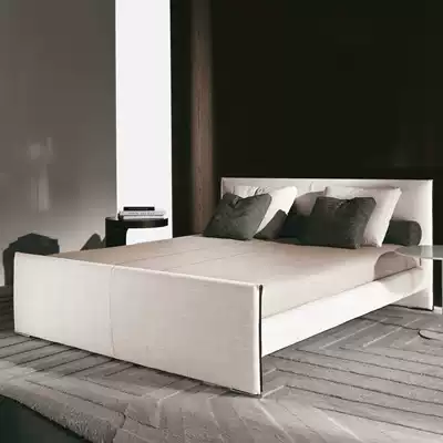 Double bed creative fashion Italian modern light luxury full-level leather VENICE leather bed Italian furniture custom
