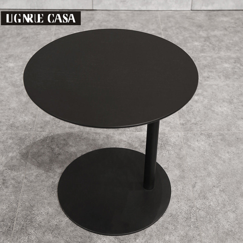 A few round tea beds on the side table coffee table phone corner black walnut solid wood furniture customized