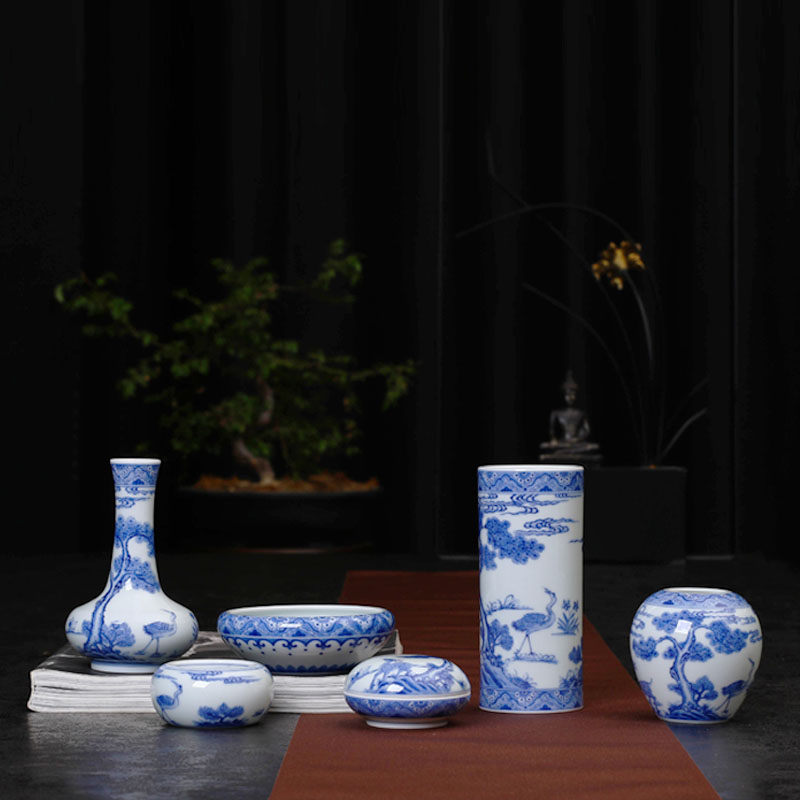 Treasure porcelain jingdezhen blue and white pine Lin LuQing fun stationery 6 times