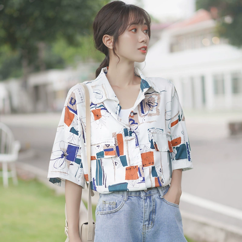 Phiên bản Hàn Quốc của áo sơ mi voan tay dài in hoa nửa mùa hè 2020 phong cách mới là áo thun mỏng cổ áo tay áo cardigan - Áo sơ mi dài tay