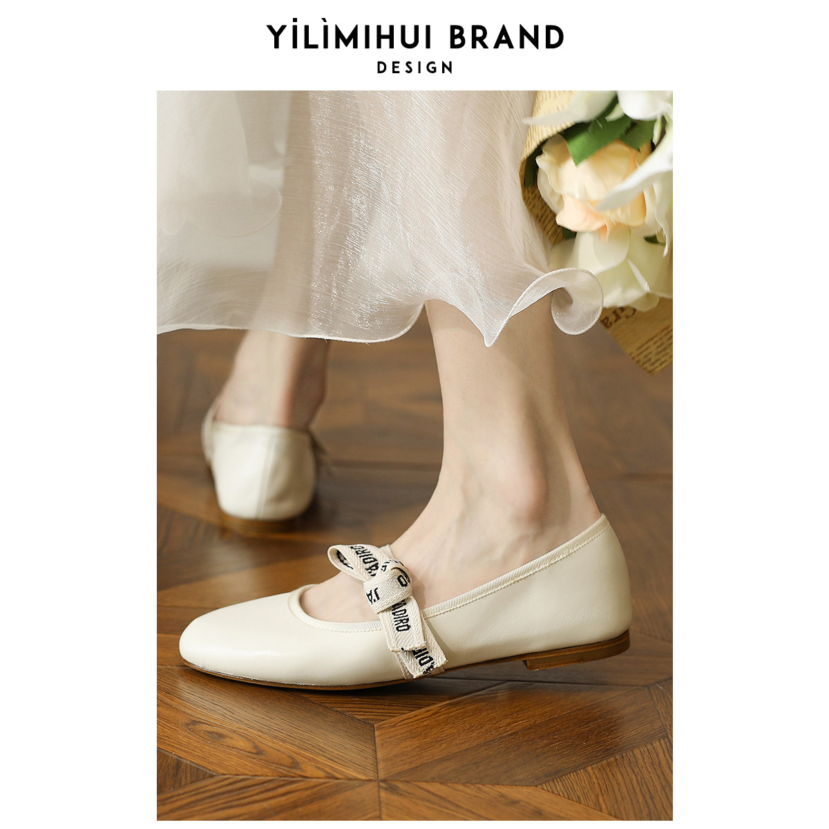 One Force Rice Grey 2022 Spring Autumn New Round Head Flat Bottom Flat Single Shoes Woman Butterfly Knot Fairy retro Soft bottom Grandma Shoe