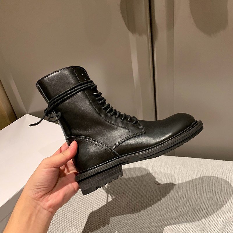 Yili beige gray Ann thick-soled Martin boots women's 2020 new British style handsome motorcycle boots thin and versatile boots