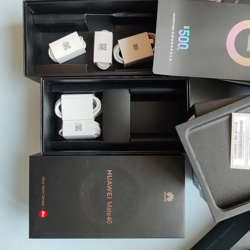 Huawei Mate40 original fitting round-mouth headphone charging line data line box headphones Mate40 E