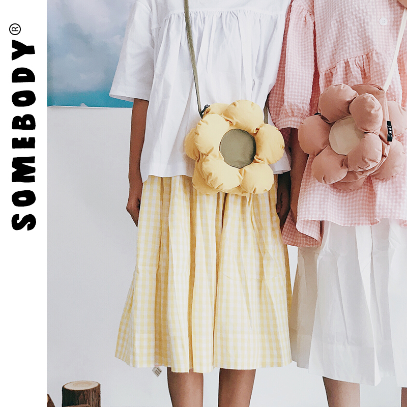 Tricolour patch Flowers Bag for women 2021 autumn and winter small crowdday Department cute little bag student 100 hitch satchel bag