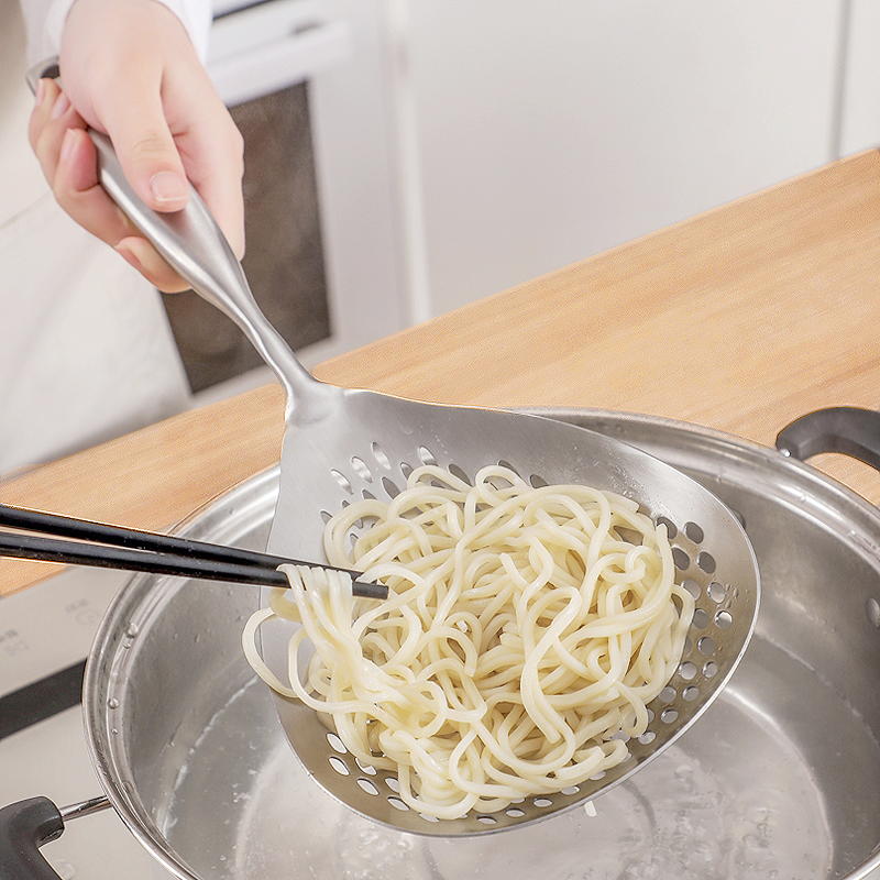 Japanese 304 stainless steel leaky spoon home mixed noodle kitchen multi - functional hedge forming network