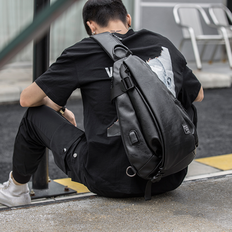 Brock Men's Tide Single Shoulder Bag Waterproof Cortex Lumpage Casual Bag Campaign Bag Student Bag