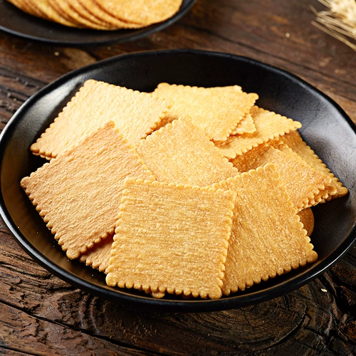 比比赞 Хрустящее печенье много покраснело маленькая упаковка хрустящая массовая повседневная кулинарная закуски с закусками с закусками