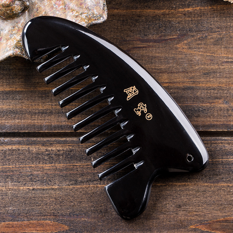 Min Bao natural head massage pure horn comb large thickened multi-function use through the meridian scraper