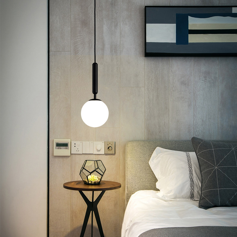 Nordic bedroom bedside chandelier modern minimalist restaurant bar table lamp personality creative three glass ball small chandelier