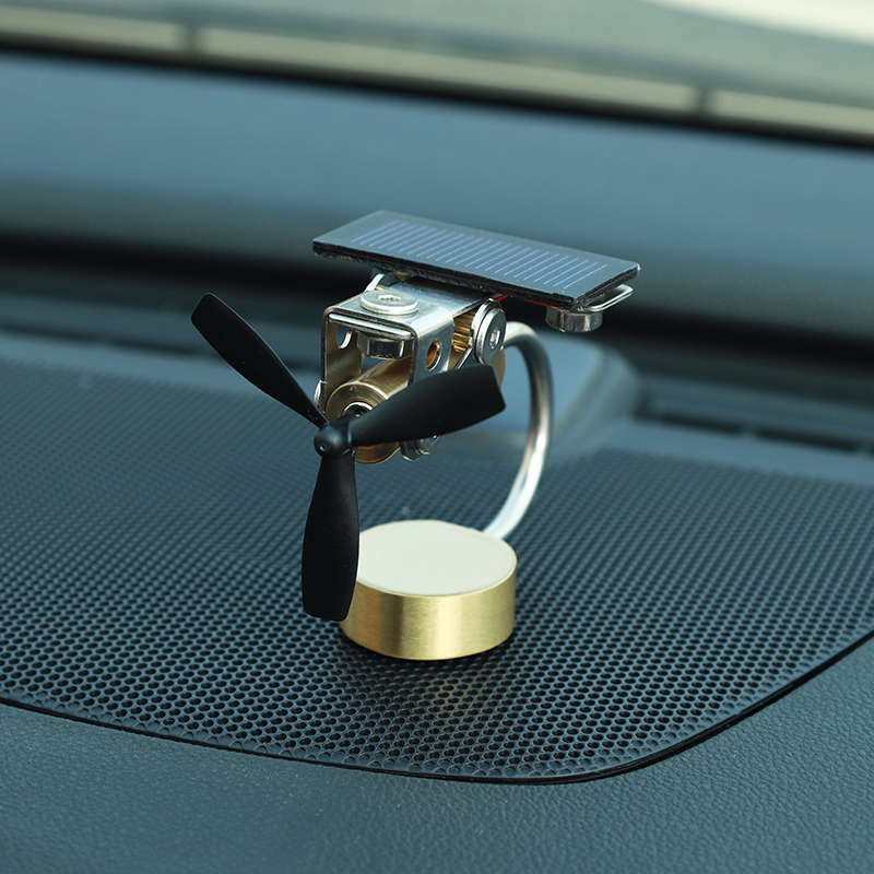 Creative and High-End Car Decoration Center Console Solar-Powered Car Ornament Brass Assembly Rotating Windmill Model Creative and High-End Car Decoration Center Console Solar-Powered Car Ornament Brass Assembly Rotating Windmill Model