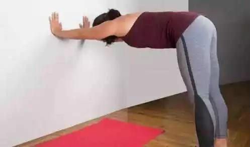 身体僵硬没有柔韧性?9个瑜伽体式在家就能练